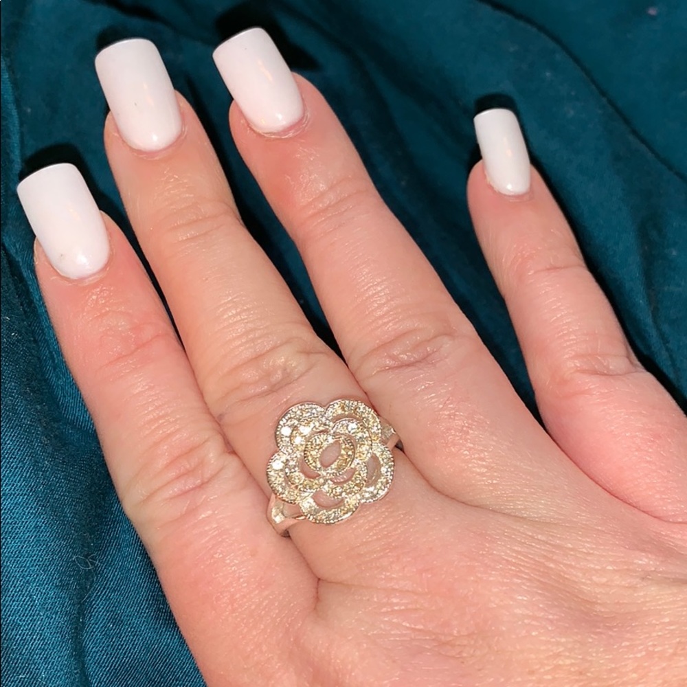 Cute Flower Gem Ring